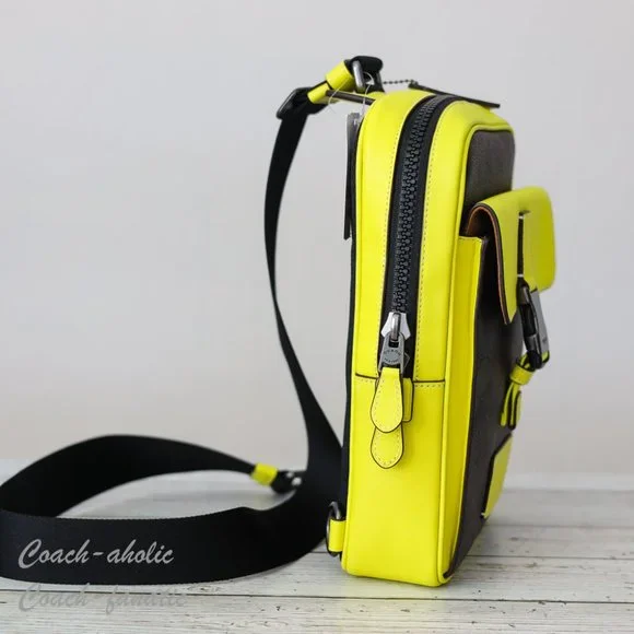 NWT Coach CL432 Track Pack In Colorblock Signature Canvas Mahogany/Bright Yellow - Picture 4 of 10